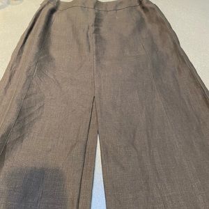 Chanel chocolate brown linen coulotte,Never worn 0